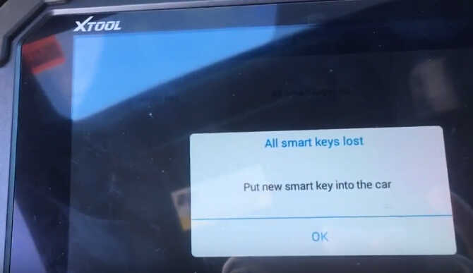 XTOOL-X100-PAD2-All-Key-Lost-Programming-for-Honda-Civic-2015-Smart-Key-10