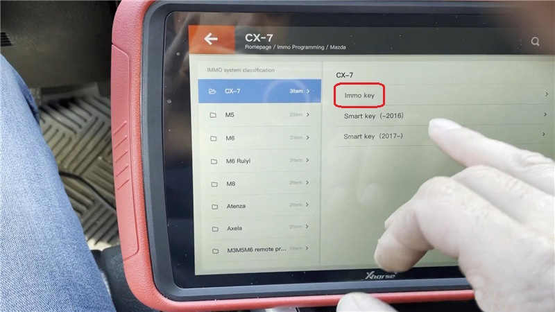 Use-Xhorse-VVDI-Key-Tool-Plus-Pad-to-program-a-key-for-Mazda-CX-7-2007-4